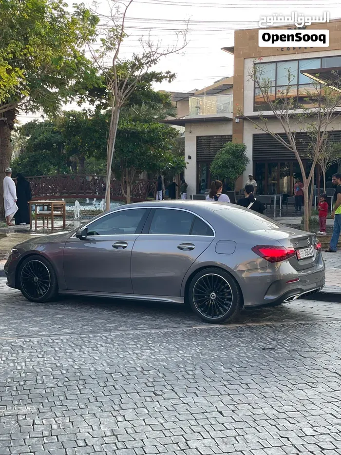 Mercedes-Benz A200 2025 photo 4