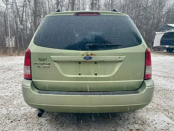 Ford Focus 2007 photo 2