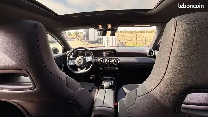 Mercedes-Benz A-Class 2020 photo 3