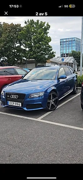 Audi A4 2010 photo 2