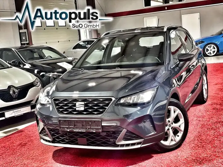 Seat Arona