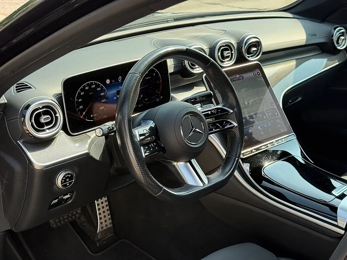 Mercedes-Benz C-Class 2023 photo 3