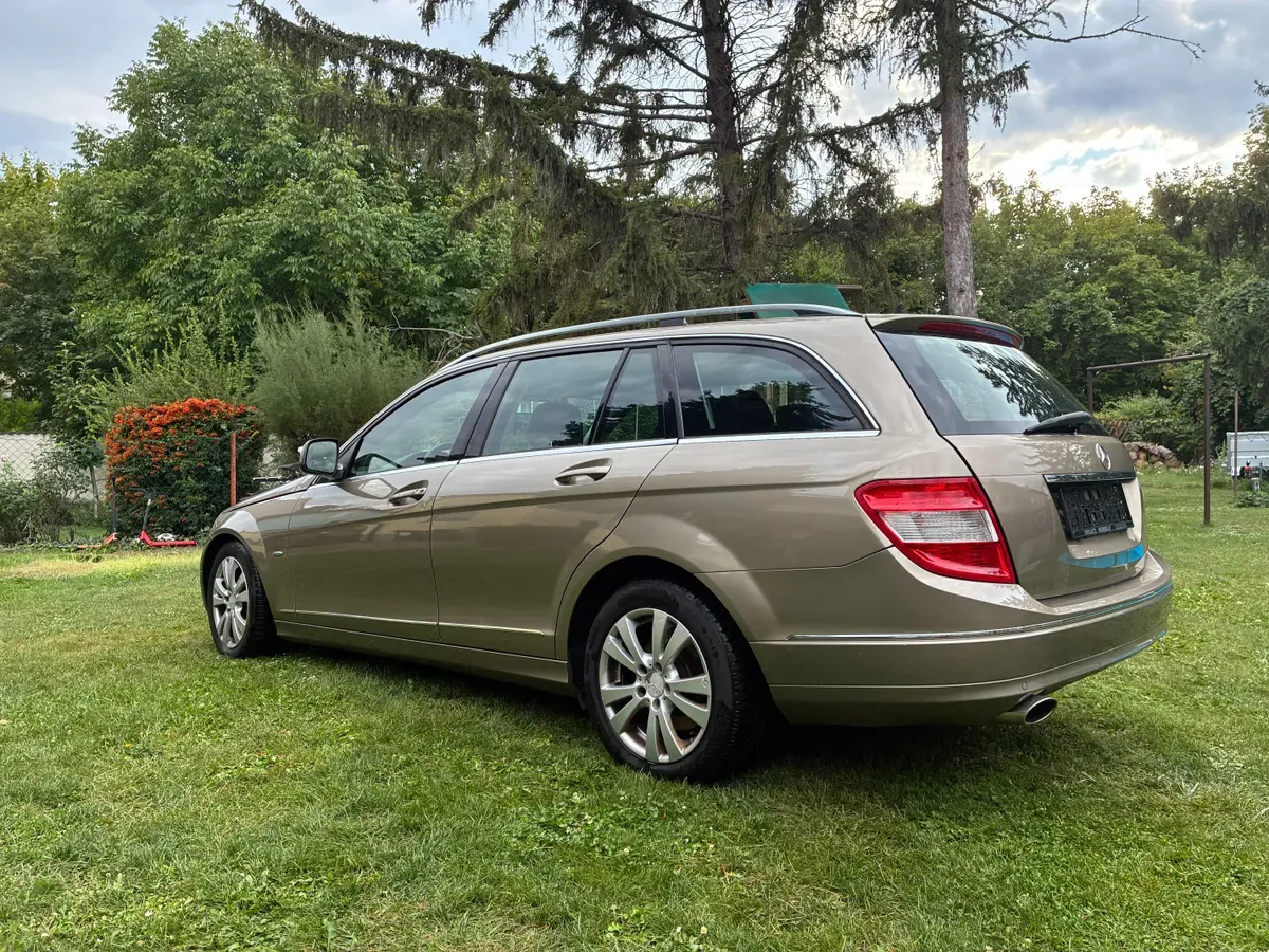 Mercedes-Benz C-Class 2008 photo 2