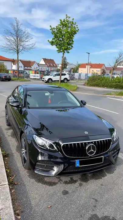 Mercedes-Benz E220