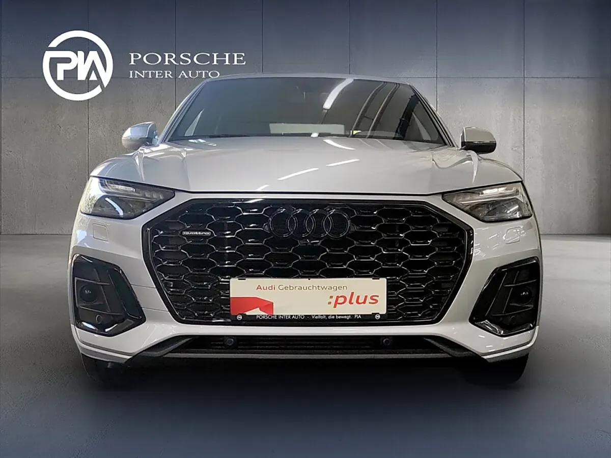 Audi Q5 2022 photo 2