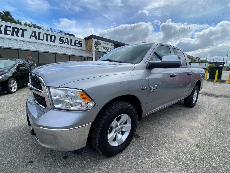 Ram 1500 Classic 2023 photo 2