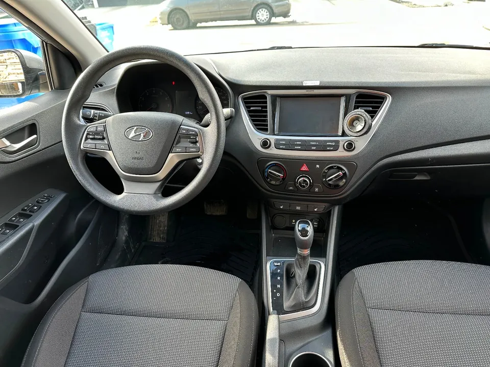 Hyundai Accent 2020 photo 4