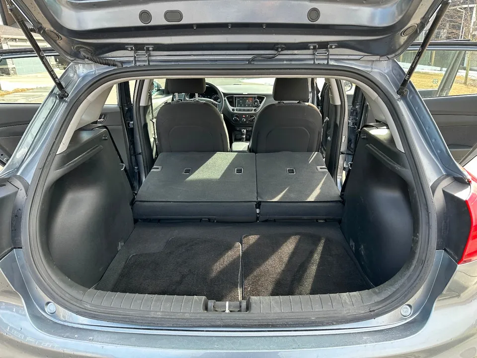 Hyundai Accent 2020 photo 3