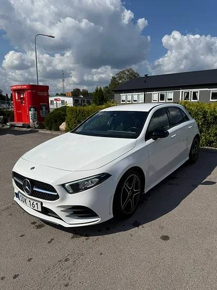 Mercedes-Benz A180