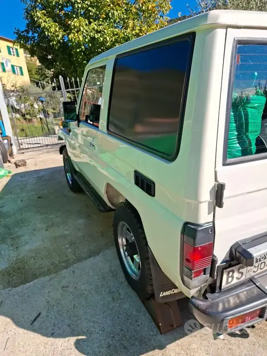 Toyota Land Cruiser 1986 photo 4