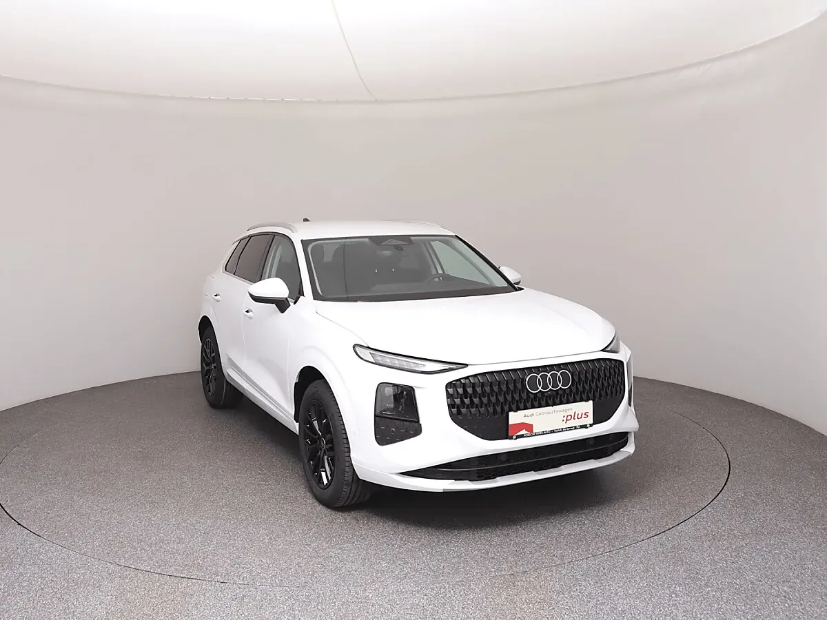 Audi Q3 2026 photo 2
