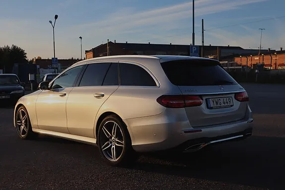 Mercedes-Benz E220 2019 photo 5