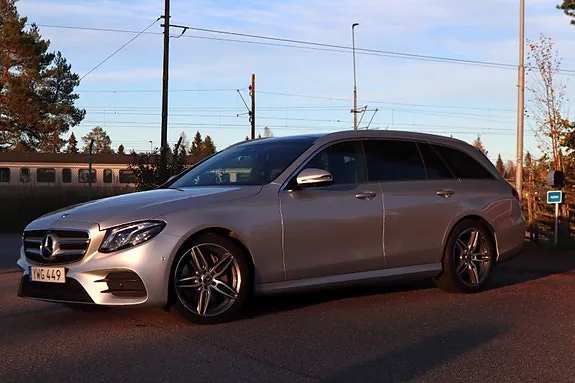 Mercedes-Benz E220