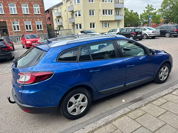 Renault Megane Iii 2010 photo 4
