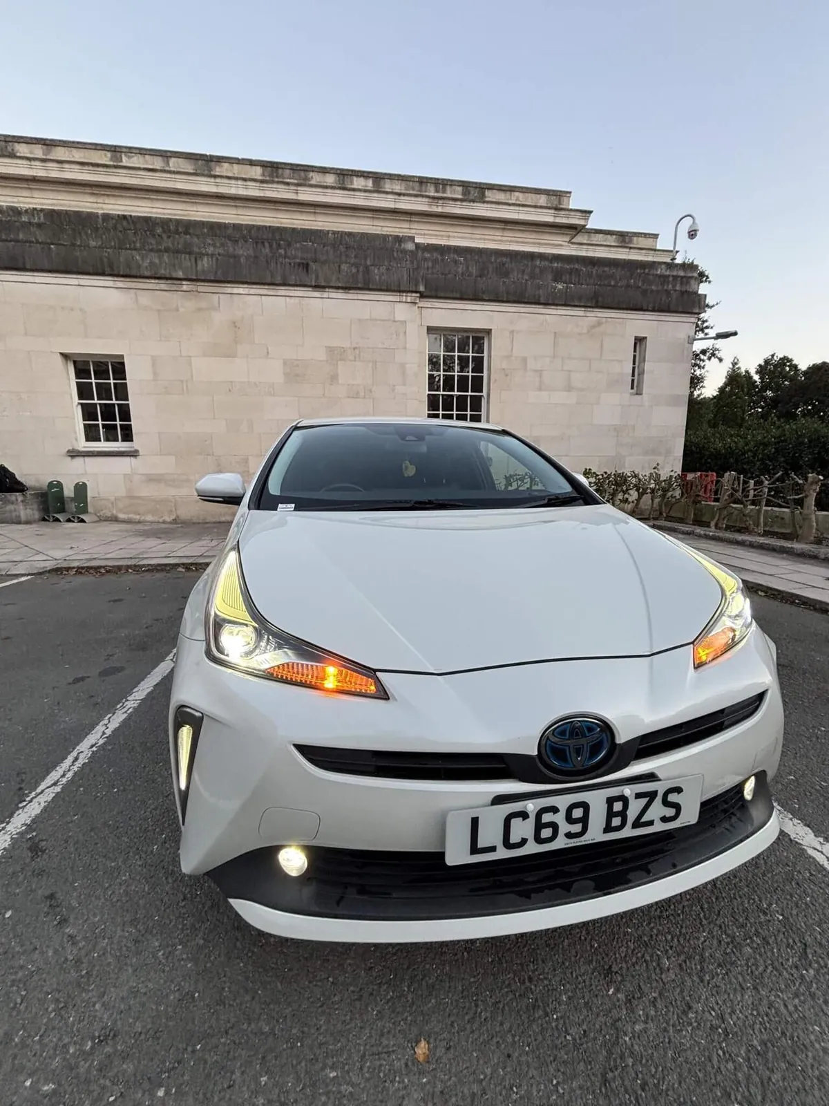 Toyota Prius 2019 photo 4