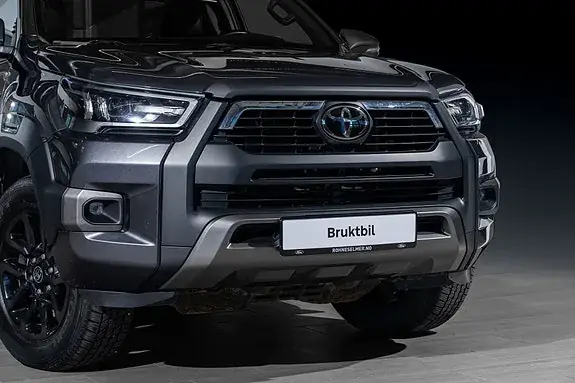 Toyota Hilux 2022 photo 2