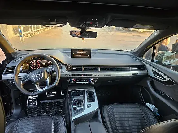 Audi Q7 2016 photo 4