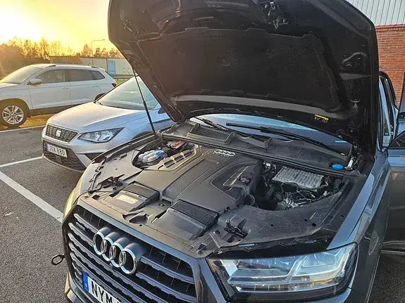 Audi Q7 2016 photo 5