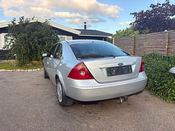 Ford Mondeo 2003 photo 2