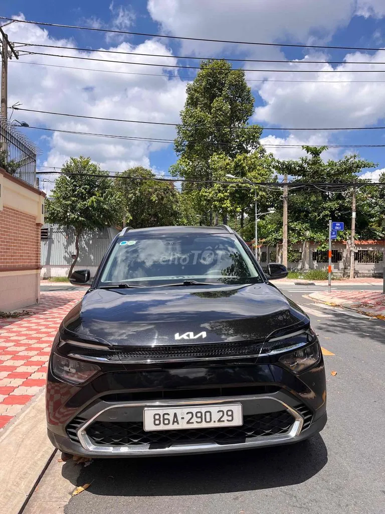 Kia Carens 2024 photo 2