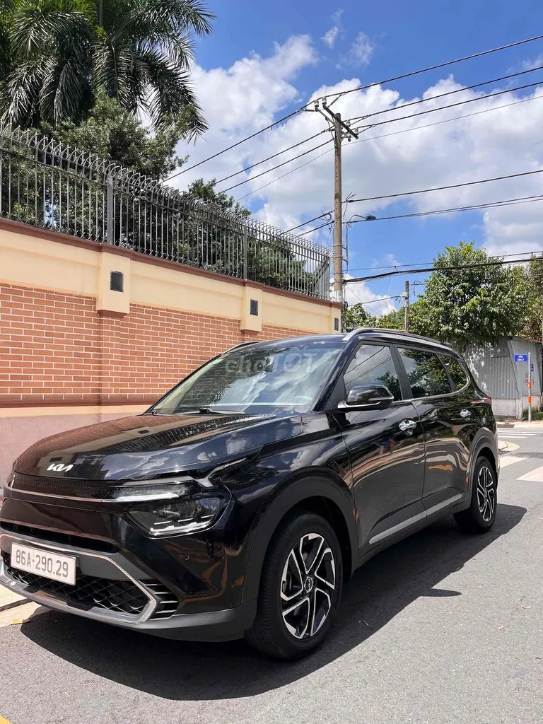 Kia Carens 2024 photo 3
