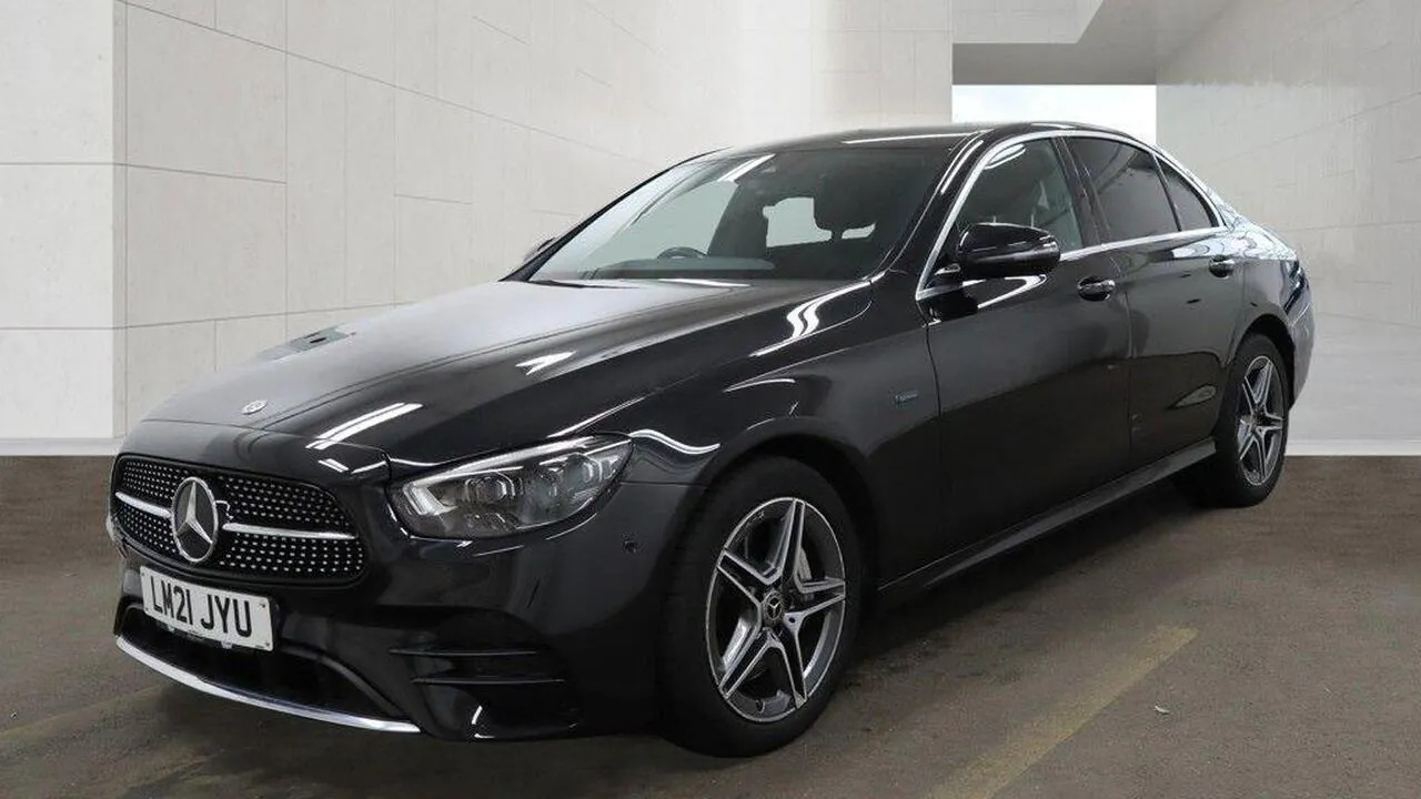 Mercedes-Benz E-Class 2021 photo 2