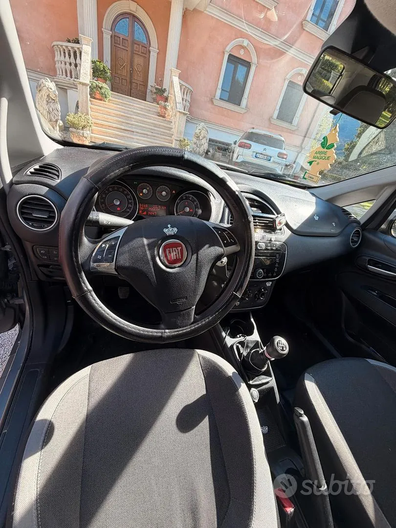 Fiat Punto 2013 photo 4