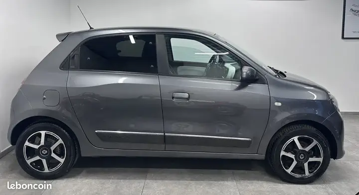 Renault Twingo 2018 photo 2