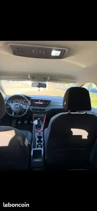 Volkswagen Polo 2018 photo 3