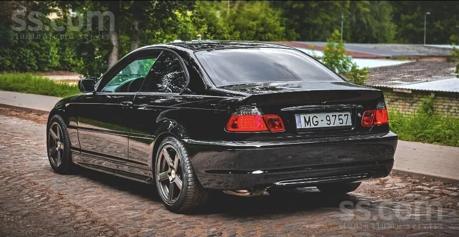 BMW 320
