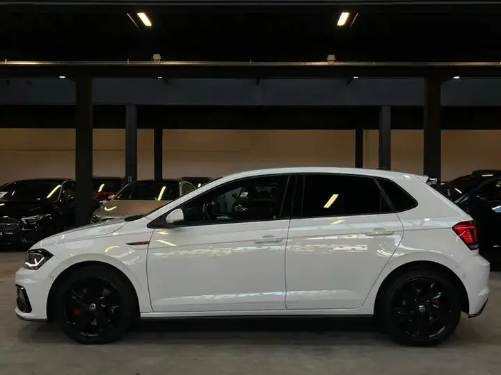 Volkswagen Polo 2019 photo 2