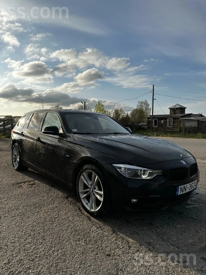 BMW 330 2016 photo 3