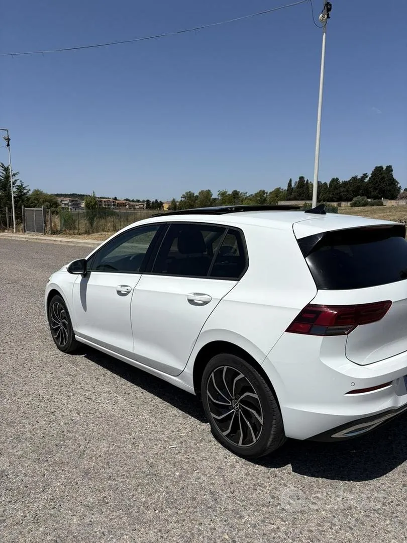 Volkswagen Golf 2021 photo 3