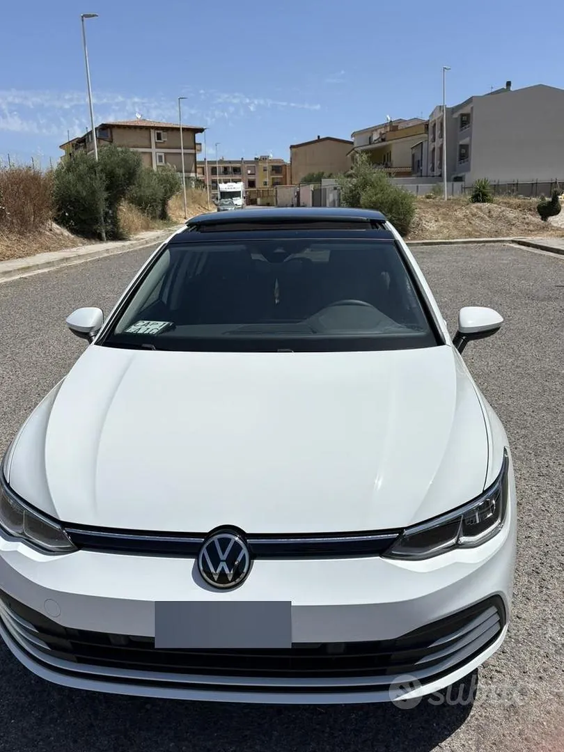 Volkswagen Golf 2021 photo 2