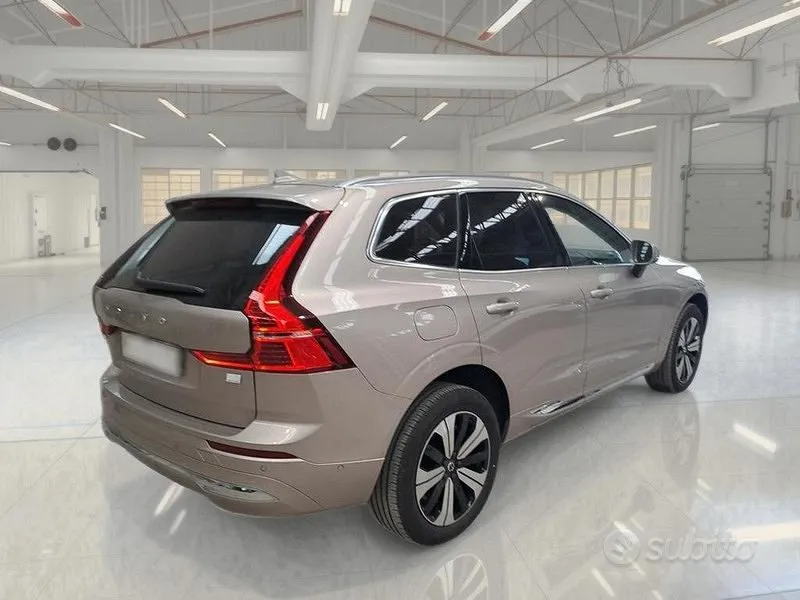 Volvo Xc60 2023 photo 4