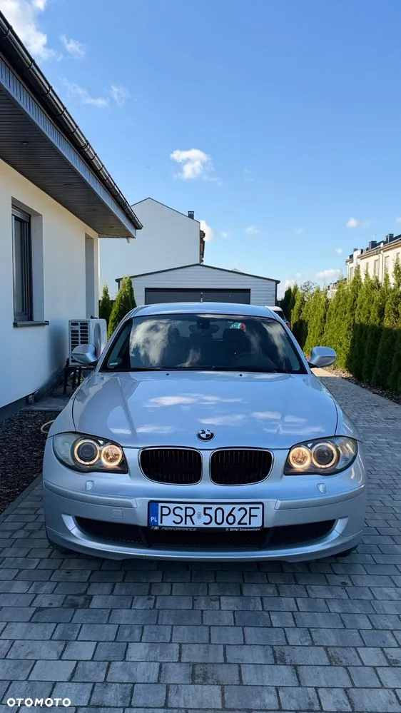 BMW 1 2010 photo 2