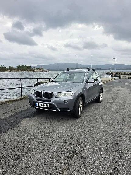 BMW X3 2012 photo 2