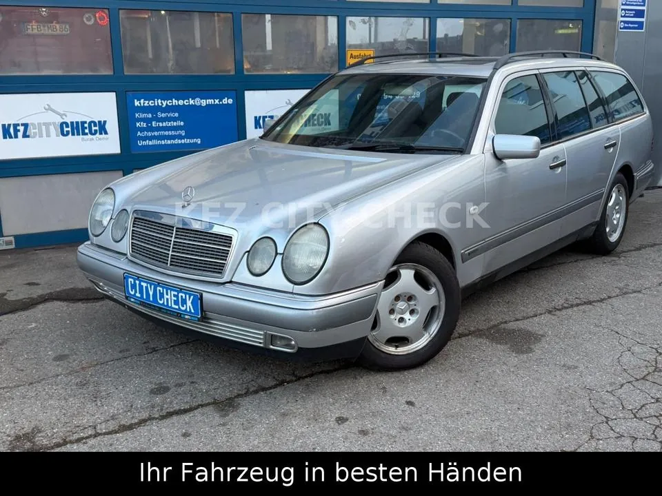 Mercedes-Benz E 200