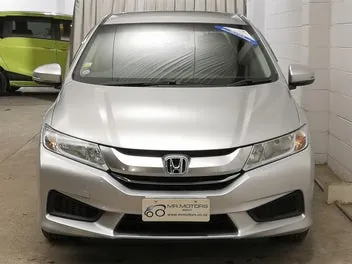 Honda Grace 2017 photo 5