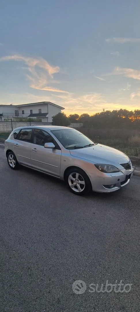 Mazda Mazda3 2005 photo 3