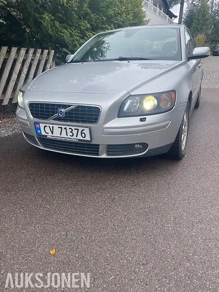 Volvo S40 2004 photo 2