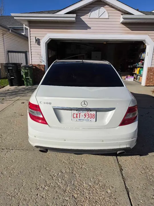 Mercedes-Benz 300-Series 2008 photo 4
