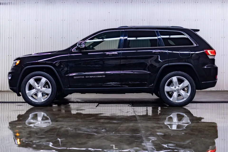 Jeep Grand Cherokee 2022 photo 3