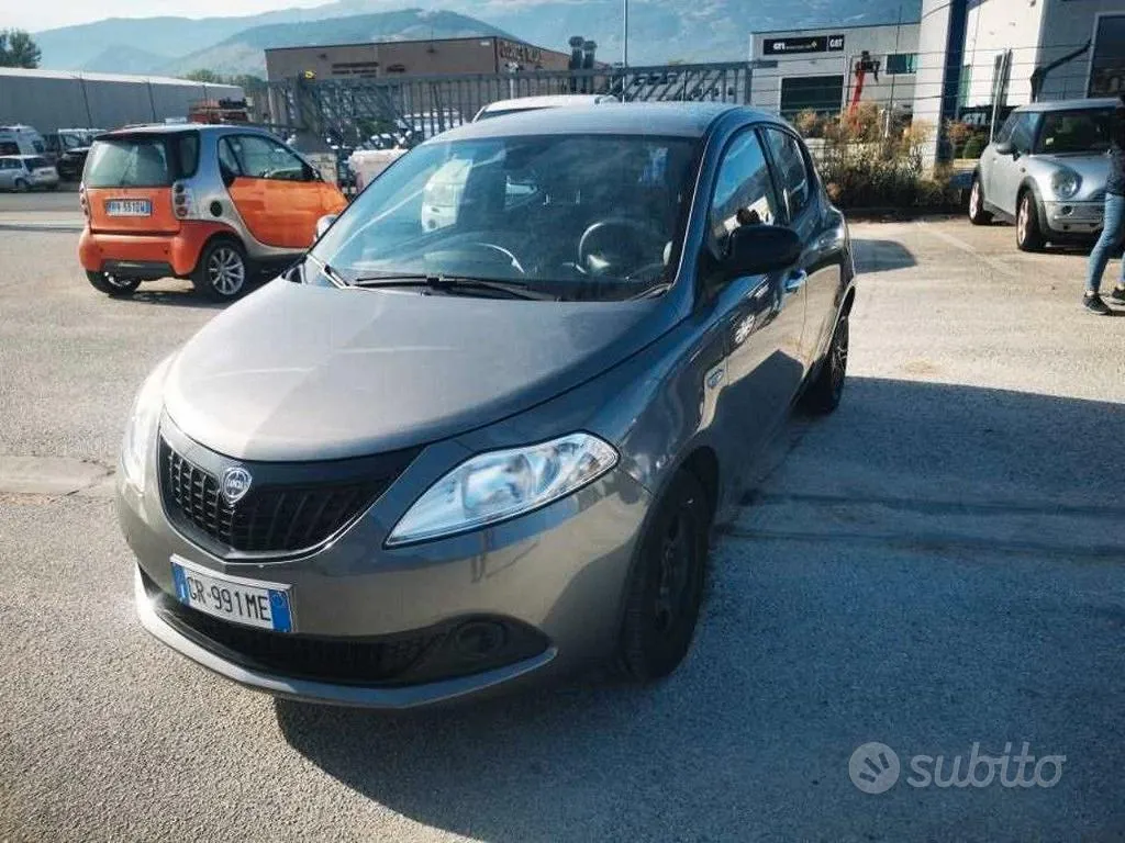 Lancia Ypsilon 2023 photo 3