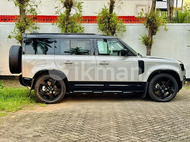 Land Rover Defender 2026 photo 4