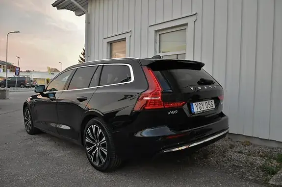 Volvo V60 2024 photo 4