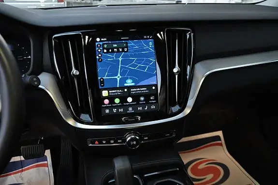 Volvo V60 2024 photo 5
