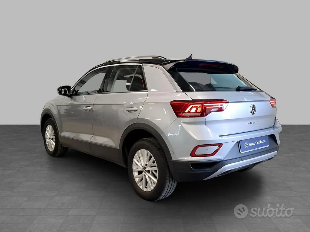 Volkswagen T-Roc 2023 photo 2