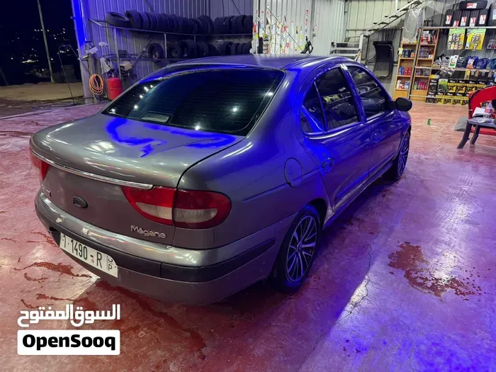 Renault Megane 2000 photo 4