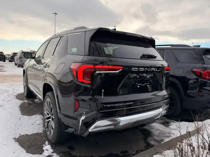 GMC Terrain 2026 photo 3